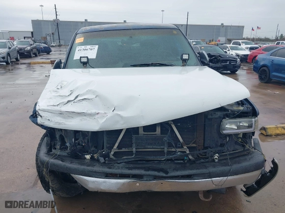 2000 Chevrolet Silverado 1500 LT with VIN 1GCEK19T9YE352379, listed as a IAAI auction lot 41306707 with 154,191 mi miles. Bid and sale history available at carsss.com. Image 12.