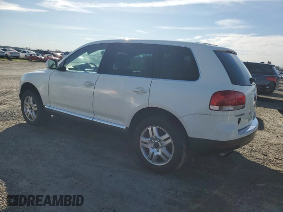 2004 Volkswagen Touareg z VIN WVGCM77L04D040938, wystawiony jako Copart lot #45434315 z przebiegiem 140 769 mil mil oraz Czysty tytuł • Clean title. Historia ofert i sprzedaży dostępna na DreamBid. Obrazek 2.