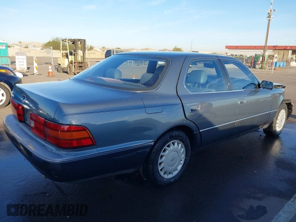 1991 Lexus LS z VIN JT8UF11E3M0093567, wystawiony jako IAAI lot #41647408 z przebiegiem 191 382 mil mil oraz . Historia ofert i sprzedaży dostępna na DreamBid. Obrazek 4.