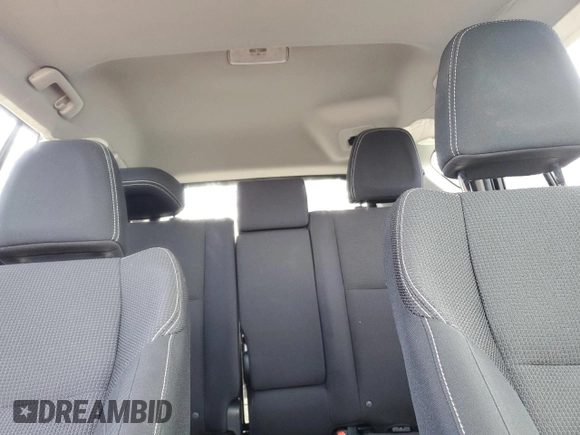 2018 Toyota RAV4 XLE with VIN JTMRFREV5JJ739973, listed as a Copart auction lot 54490225 with 65,807 mi miles and Salvage Title. Bid and sale history available at DreamBid. Image 10.