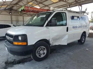 2015 Chevrolet Express Cargo z VIN 1GCWGFCF2F1278393, wystawiony jako Copart lot #69280324 z przebiegiem Nie podano mil oraz Szkoda całkowita • Salvage title. Historia ofert i sprzedaży dostępna na DreamBid. Obrazek 1.