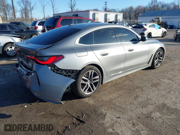 2024 BMW 4 Series 430i xDrive with VIN WBA73AV07RFR08229, listed as a IAAI auction lot 41848408 with 19,493 mi miles. Bid and sale history available at carsss.com. Image 4.
