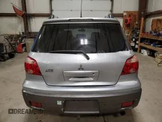 2006 Mitsubishi Outlander LS with VIN JA4LZ31F06U603842, listed as a Copart auction lot 81337914 with 207,829 mi miles and Salvage Title. Bid and sale history available at carsss.com. Image 6.