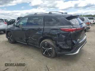 2022 Toyota Highlander XSE with VIN 5TDJZRBH5NS165192, listed as a Copart auction lot 58150465 with 47,138 mi miles and Salvage title. Bid and sale history available at DreamBid. Image 2.