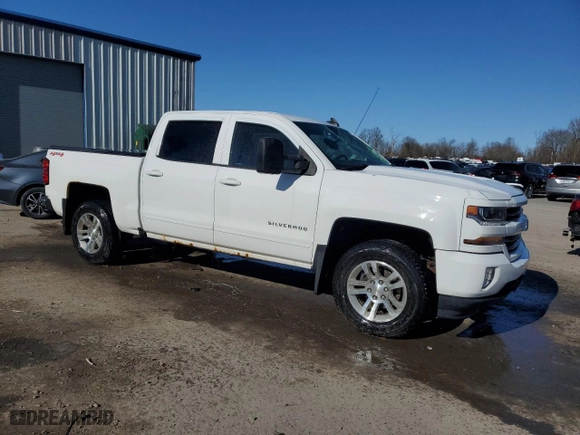 2016 Chevrolet Silverado 1500 LT with VIN 3GCUKREC8GG330137, listed as a Copart auction lot 53310775 with 111,624 mi miles and Salvage Title. Bid and sale history available at carsss.com. Image 4.