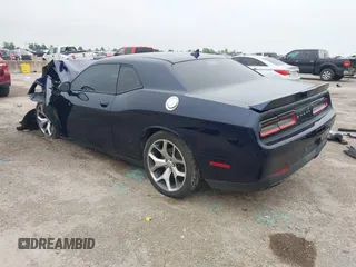 2016 Dodge Challenger SXT Plus z VIN 2C3CDZAG9GH354093, wystawiony jako IAAI lot #42107861 z przebiegiem 131 427 mil mil oraz . Historia ofert i sprzedaży dostępna na DreamBid. Obrazek 3.