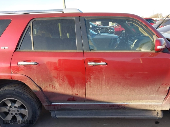 2011 Toyota 4Runner SR5 with VIN JTEZU5JR6B5017554, listed as a IAAI auction lot 41356165 with 212,014 mi miles. Bid and sale history available at carsss.com. Image 14.