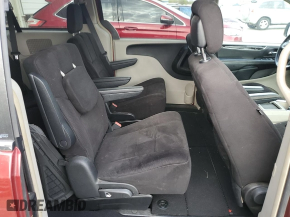 2011 Chrysler Town & Country Touring with VIN 2A4RR5DG7BR665272, listed as a Copart auction lot 53699655 with 189,364 mi miles and Salvage Title. Bid and sale history available at DreamBid. Image 11.