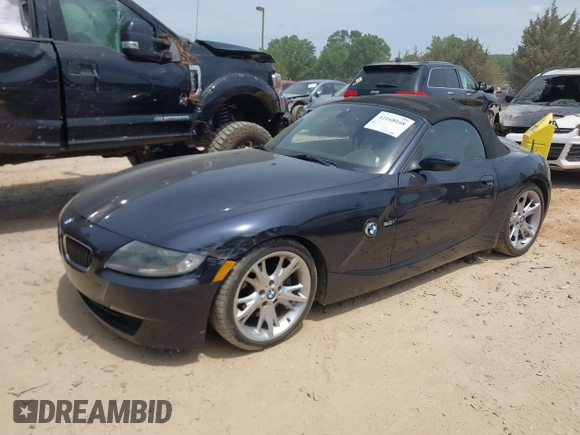 2008 BMW Z4 3.0i z VIN 4USBU33598LW75887, wystawiony jako IAAI lot #42168048 z przebiegiem 78 172 mil mil oraz . Historia ofert i sprzedaży dostępna na DreamBid. Obrazek 22.