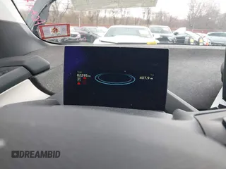 2017 BMW i3 z VIN WBY1Z8C39HV891353, wystawiony jako IAAI lot #41887562 z przebiegiem 82 295 mil mil oraz . Historia ofert i sprzedaży dostępna na DreamBid. Obrazek 15.