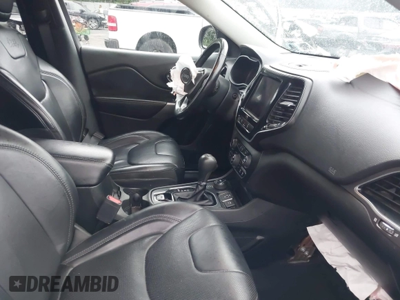 2021 Jeep Cherokee Limited z VIN 1C4PJMDX8MD121545, wystawiony jako IAAI lot #42706490 z przebiegiem 154 382 mil mil oraz . Historia ofert i sprzedaży dostępna na DreamBid. Obrazek 5.