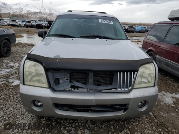2002 Mercury Mountaineer z VIN 4M2DU86W02UJ22573, wystawiony jako Copart lot #83585694 z przebiegiem Nie podano mil oraz Szkody całkowita. Historia ofert i sprzedaży dostępna na DreamBid. Obrazek 5.
