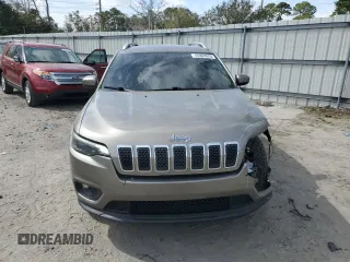 2019 Jeep Cherokee Latitude with VIN 1C4PJMCX5KD193754, listed as a Copart auction lot 45904625 with 83,807 mi miles and Salvage Title. Bid and sale history available at carsss.com. Image 5.