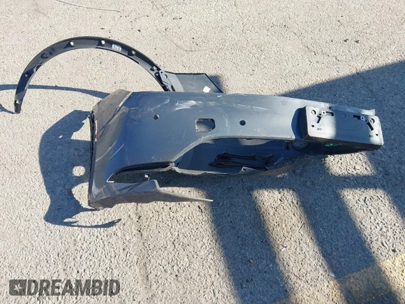 2024 Toyota Prius SE z VIN JTDACACU4R3013796, wystawiony jako IAAI lot #41866441 z przebiegiem 49 837 mil mil oraz . Historia ofert i sprzedaży dostępna na DreamBid. Obrazek 12.