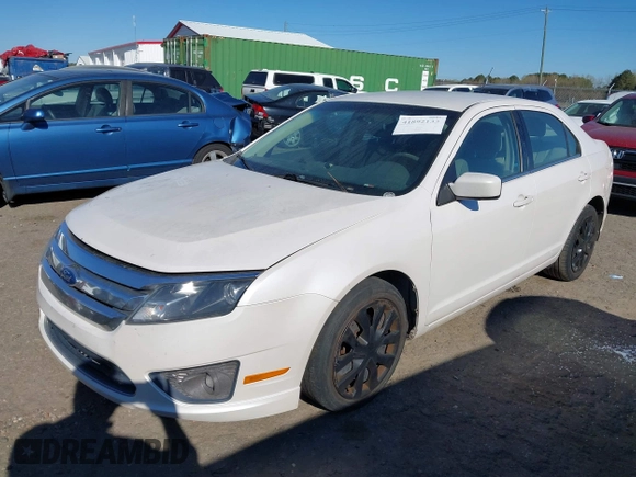 2011 Ford Fusion SE with VIN 3FAHP0HA6BR331508, listed as a IAAI auction lot 41892133 with 334,171 mi miles. Bid and sale history available at carsss.com. Image 2.