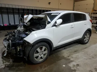 2015 Kia Sportage LX with VIN KNDPB3AC1F7701388, listed as a Copart auction lot 48404805 with 176,992 mi miles and Salvage Title. Bid and sale history available at DreamBid. Image 1.