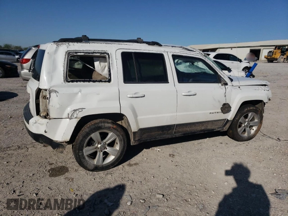 2014 Jeep Patriot Sport with VIN 1C4NJRBB8ED531095, listed as a Copart auction lot 52348895 with 204,785 mi miles and Clean Title. Bid and sale history available at carsss.com. Image 3.