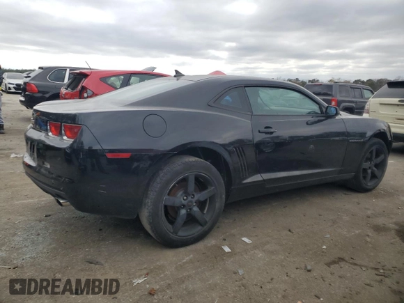 2010 Chevrolet Camaro 2LT z VIN 2G1FC1EV4A9173208, wystawiony jako Copart lot #47889645 z przebiegiem Nie podano mil oraz Nie do naprawy • Non repairable. Historia ofert i sprzedaży dostępna na DreamBid. Obrazek 3.