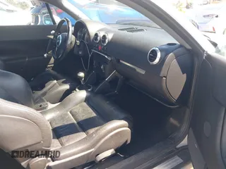 2001 Audi TT z VIN TRUSX28N211034913, wystawiony jako IAAI lot #41855142 z przebiegiem 122 354 mil mil oraz . Historia ofert i sprzedaży dostępna na DreamBid. Obrazek 5.