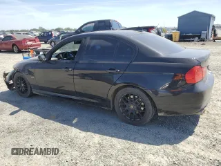 2011 BMW 3 Series 328i xDrive z VIN WBAPK7C52BA818235, wystawiony jako Copart lot #56346645 z przebiegiem 117 905 mil mil oraz Szkoda całkowita • Salvage title. Historia ofert i sprzedaży dostępna na DreamBid. Obrazek 2.