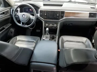 2019 Volkswagen Atlas SEL Premium z VIN 1V2NR2CA3KC603035, wystawiony jako Copart lot #60467885 z przebiegiem 97 303 mil mil oraz Szkoda całkowita • Salvage title. Historia ofert i sprzedaży dostępna na DreamBid. Obrazek 8.