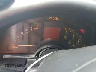 1993 Chevrolet Corvette z VIN 1G1YY23P1P5107306, wystawiony jako Copart lot #56667735 z przebiegiem Nie podano mil oraz Czysty tytuł • Clean title. Historia ofert i sprzedaży dostępna na DreamBid. Obrazek 9.