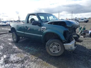 2008 Ford F-250 XL z VIN 1FTNF21588EB98948, wystawiony jako IAAI lot #41600877 z przebiegiem 179 802 mil mil oraz . Historia ofert i sprzedaży dostępna na DreamBid. Obrazek 1.