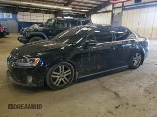 2012 Volkswagen Jetta GLI Autobahn with VIN 3VW5A7AJ6CM372931, listed as a Copart auction lot 46664485 with 185,211 mi miles and Clean Title. Bid and sale history available at DreamBid. Image 1.