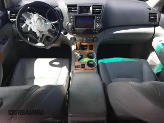 2010 Toyota Highlander Limited with VIN JTEJW3EH9A2040341, listed as a Copart auction lot 56343995 with 123,364 mi miles and Salvage title. Bid and sale history available at DreamBid. Image 8.