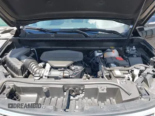2023 GMC Acadia SLT with VIN 1GKKNMLS5PZ251525, listed as a IAAI auction lot 42266684 with 30,544 mi miles and . Bid and sale history available at DreamBid. Image 10.