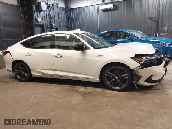 2024 Acura Integra w/A-Spec Package z VIN 19UDE4H32RA021255, wystawiony jako IAAI lot #42414165 z przebiegiem 11 120 mil mil oraz . Historia ofert i sprzedaży dostępna na DreamBid. Obrazek 13.