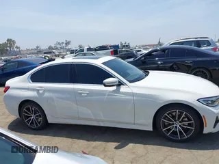 2021 BMW 3 Series 330i с VIN WBA5R1C03MFK81966, выставлен на аукционе IAAI как лот 42483816 с пробегом 50 176 миль миль и . История ставок и продаж доступна на DreamBid. Изображение 13.