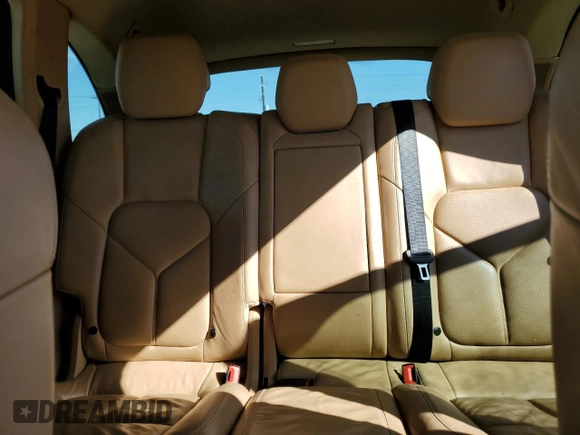 2011 Porsche Cayenne S с VIN WP1AB2A24BLA44481, выставлен на аукционе Copart как лот 53110375 с пробегом 111 036 миль миль и Списание • Salvage title. История ставок и продаж доступна на DreamBid. Изображение 10.