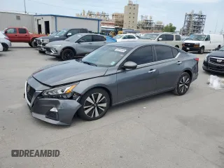 2022 Nissan Altima SV z VIN 1N4BL4DVXNN309987, wystawiony jako Copart lot #52874165 z przebiegiem 63 105 mil mil oraz Szkoda całkowita • Salvage title. Historia ofert i sprzedaży dostępna na DreamBid. Obrazek 1.