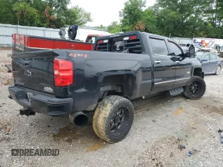 2018 Chevrolet Silverado 3500HD High Country with VIN 1GC4K1EY9JF126601, listed as a Copart auction lot 70416704 with 130,883 mi miles and Non Repairable. Bid and sale history available at carsss.com. Image 3.