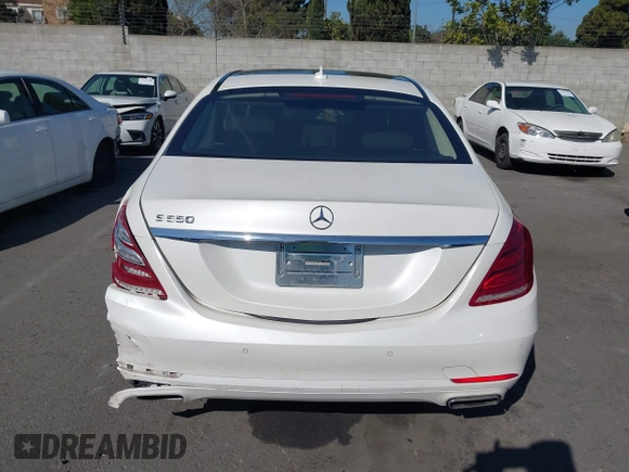 2014 Mercedes-Benz S 550 z VIN WDDUG8CB5EA022737, wystawiony jako IAAI lot #41861285 z przebiegiem 145 837 mil mil oraz . Historia ofert i sprzedaży dostępna na DreamBid. Obrazek 16.