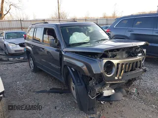 2017 Jeep Patriot Sport with VIN 1C4NJPBB1HD166980, listed as a IAAI auction lot 41208398 with 137,390 mi miles. Bid and sale history available at carsss.com. Image 1.