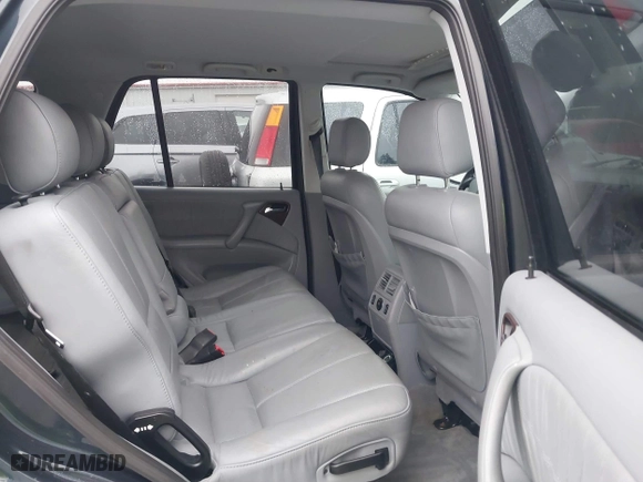 2002 Mercedes-Benz M-Class with VIN 4JGAB54E72A296354, listed as a IAAI auction lot 41277897 with 101,842 mi miles. Bid and sale history available at carsss.com. Image 8.
