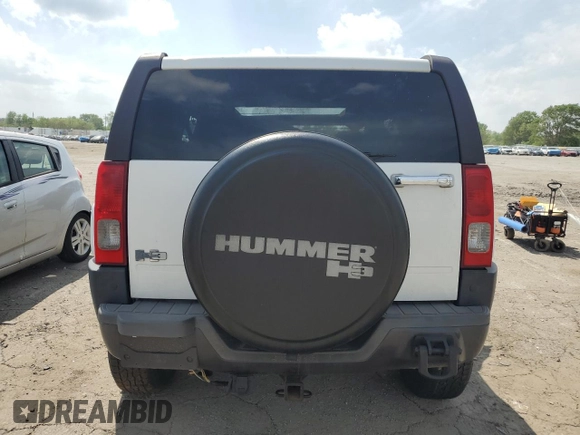 2007 Hummer H3 SUV с VIN 5GTDN13E978157630, выставлен на аукционе Copart как лот 57124035 с пробегом Не указан миль и На запчасти • Non repairable. История ставок и продаж доступна на DreamBid. Изображение 6.
