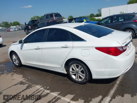 2013 Hyundai Sonata GLS with VIN 5NPEB4AC8DH788602, listed as a IAAI auction lot 42082200 with 213,747 mi miles and . Bid and sale history available at carsss.com. Image 14.