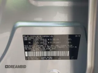 2018 Toyota RAV4 XLE z VIN JTMWFREV5JJ202927, wystawiony jako IAAI lot #42111306 z przebiegiem 118 385 mil mil oraz . Historia ofert i sprzedaży dostępna na DreamBid. Obrazek 9.