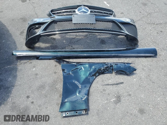 2019 Mercedes-Benz C 300 z VIN 55SWF8DBXKU289278, wystawiony jako Copart lot #54876675 z przebiegiem 37 105 mil mil oraz Szkody całkowita. Historia ofert i sprzedaży dostępna na DreamBid. Obrazek 12.