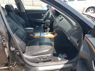 2008 Hyundai Azera Limited z VIN KMHFC46F38A311072, wystawiony jako IAAI lot #42432173 z przebiegiem 221 512 mil mil oraz . Historia ofert i sprzedaży dostępna na DreamBid. Obrazek 5.