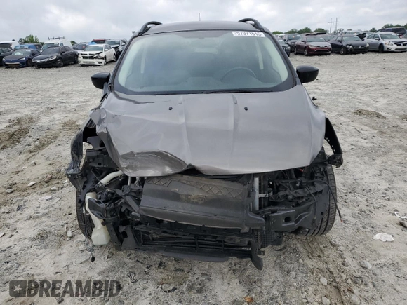 2016 Ford Escape SE z VIN 1FMCU0GX9GUB56962, wystawiony jako Copart lot #57071515 z przebiegiem 150 792 mil mil oraz Szkoda całkowita • Salvage title. Historia ofert i sprzedaży dostępna na DreamBid. Obrazek 5.