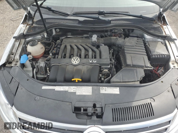 2013 Volkswagen CC VR6 Executive 4Motion with VIN WVWGU7AN2DE513930, listed as a Copart auction lot 76114164 with 0 mi miles and Salvage Title. Bid and sale history available at carsss.com. Image 11.