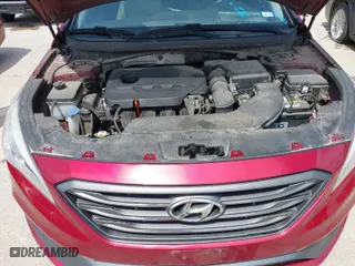 2015 Hyundai Sonata 2.4L Limited with VIN 5NPE34AFXFH112145, listed as a IAAI auction lot 42025615 with 231,496 mi miles. Bid and sale history available at carsss.com. Image 10.