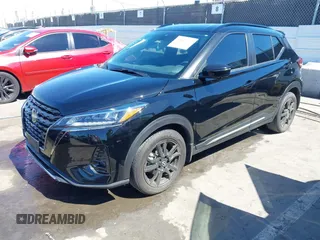 2024 Nissan Kicks SR with VIN 3N1CP5DV7RL490435, listed as a IAAI auction lot 41817333 with 7,918 mi miles and . Bid and sale history available at DreamBid. Image 2.