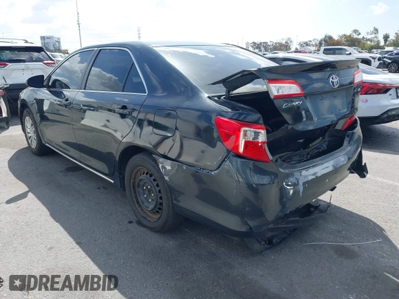 2013 Toyota Camry L with VIN 4T1BF1FK4DU278402, listed as a IAAI auction lot 41957178 with 70,541 mi miles. Bid and sale history available at carsss.com. Image 3.