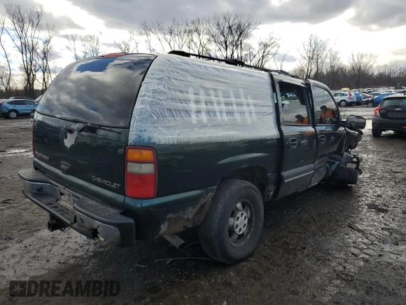 2002 Chevrolet Suburban Z71 with VIN 3GNFK16ZX2G298434, listed as a Copart auction lot 43641805 with 0 mi miles and Salvage Title. Bid and sale history available at carsss.com. Image 3.