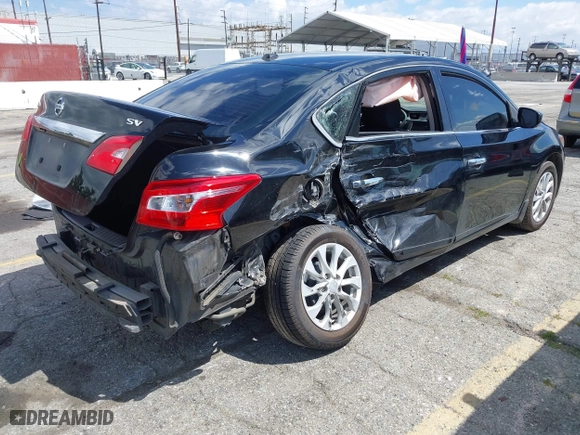 2019 Nissan Sentra SR with VIN 3N1AB7AP3KY333145, listed as a IAAI auction lot 41939140 with 123,502 mi miles. Bid and sale history available at carsss.com. Image 4.